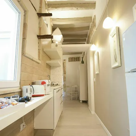 Cento Bed & Breakfast 2*